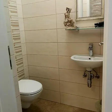 Apartma Salon *